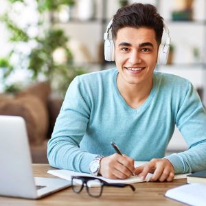 英语语言水平测试(ELLT)